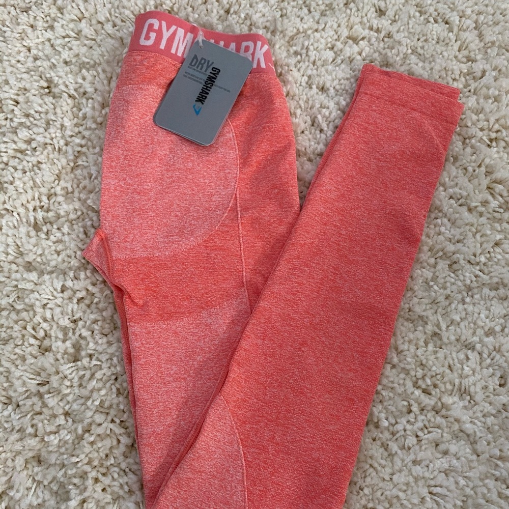 Gymshark flex leggings - peach coral - extra small
